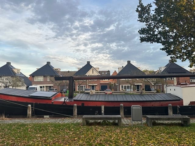 View photo 3 of Prins Clausstraat 38