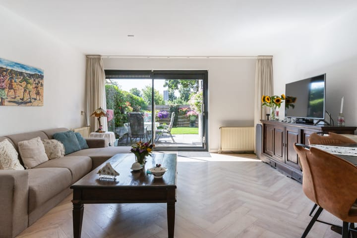 Photo 2 of Raaphorstpolderweg 12