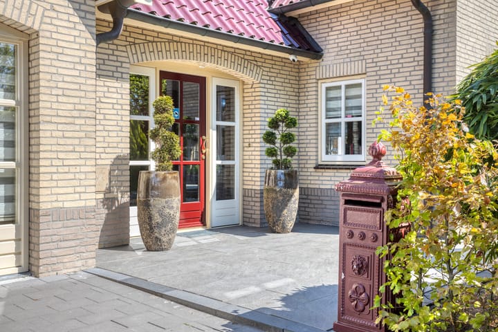 Photo 7 of Enschedesestraat 160