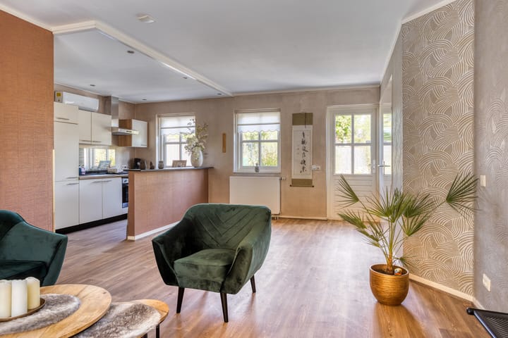 Photo 23 of Enschedesestraat 160