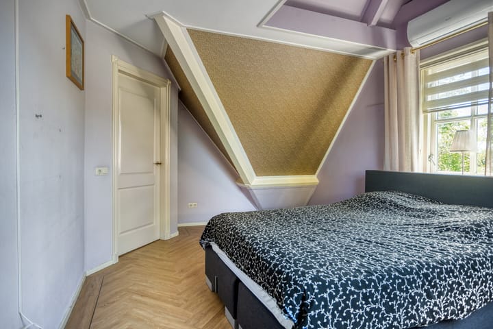 Photo 42 of Enschedesestraat 160