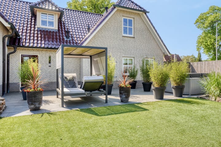 Photo 46 of Enschedesestraat 160