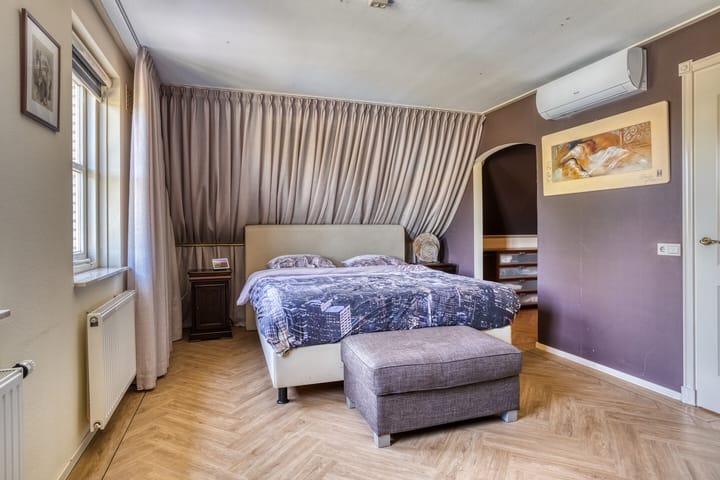 Photo 31 of Enschedesestraat 160