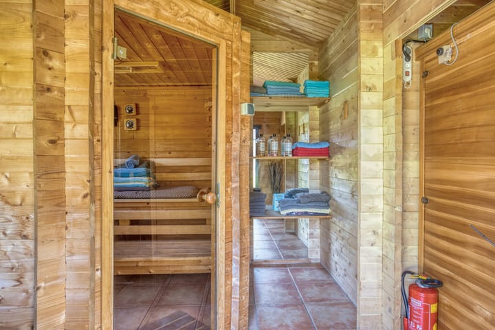 Photo 63 of Enschedesestraat 160