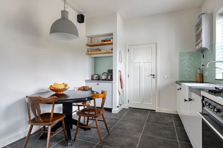 Foto 10 van Bredaseweg 7