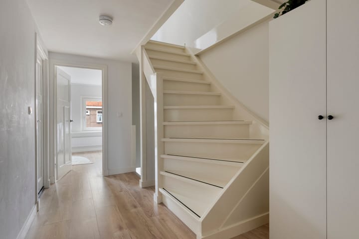 Foto 18 van Bredaseweg 7