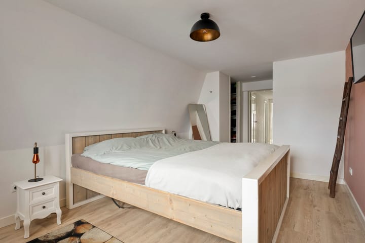 Foto 22 van Bredaseweg 7