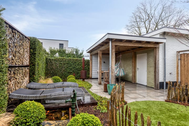 Foto 35 van Bredaseweg 7