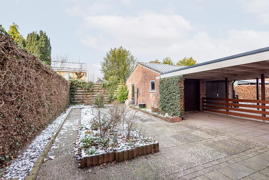 Photo 32 of Margrietstraat 11