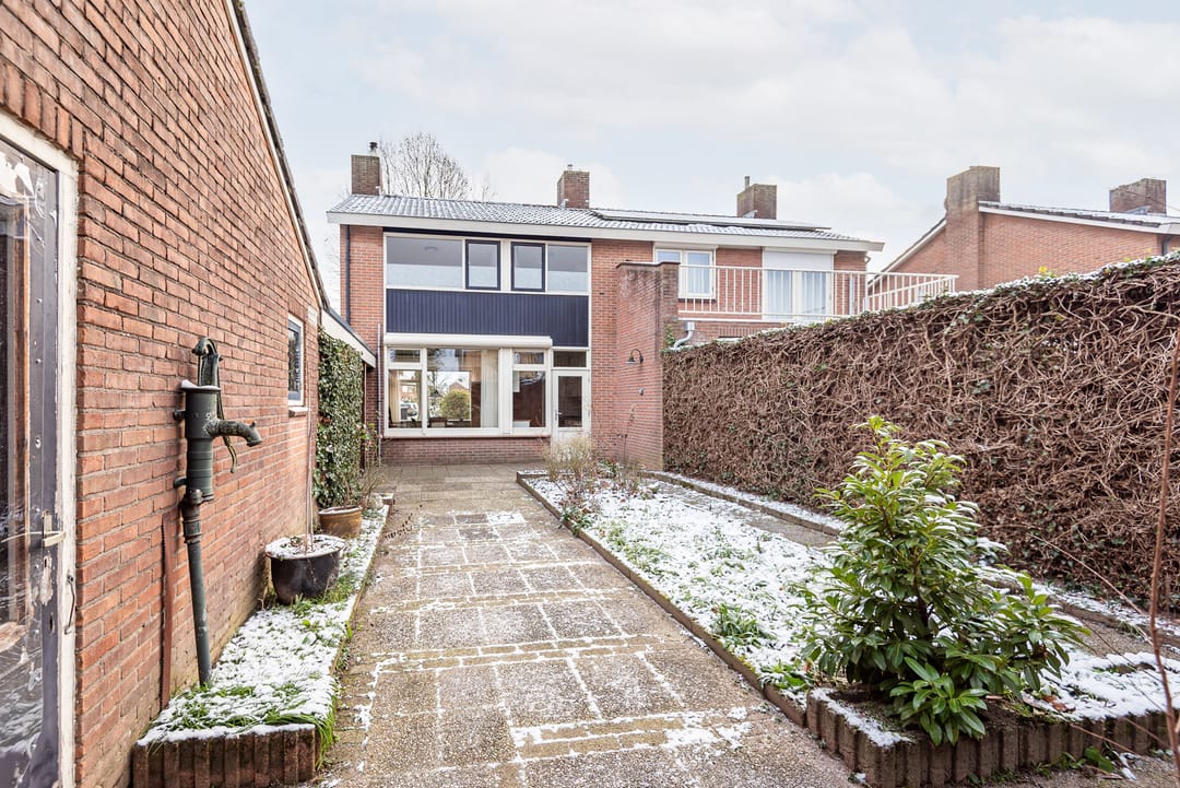 Photo 38 of Margrietstraat 11