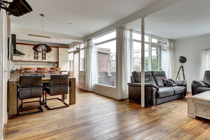 Foto 16 van Troelstrastraat 37