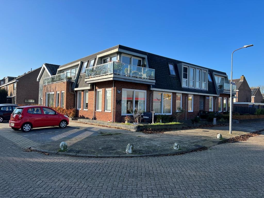 Photo 2 of George Bizetstraat 11