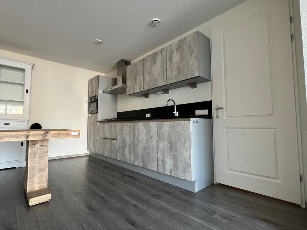 Photo 6 of George Bizetstraat 11