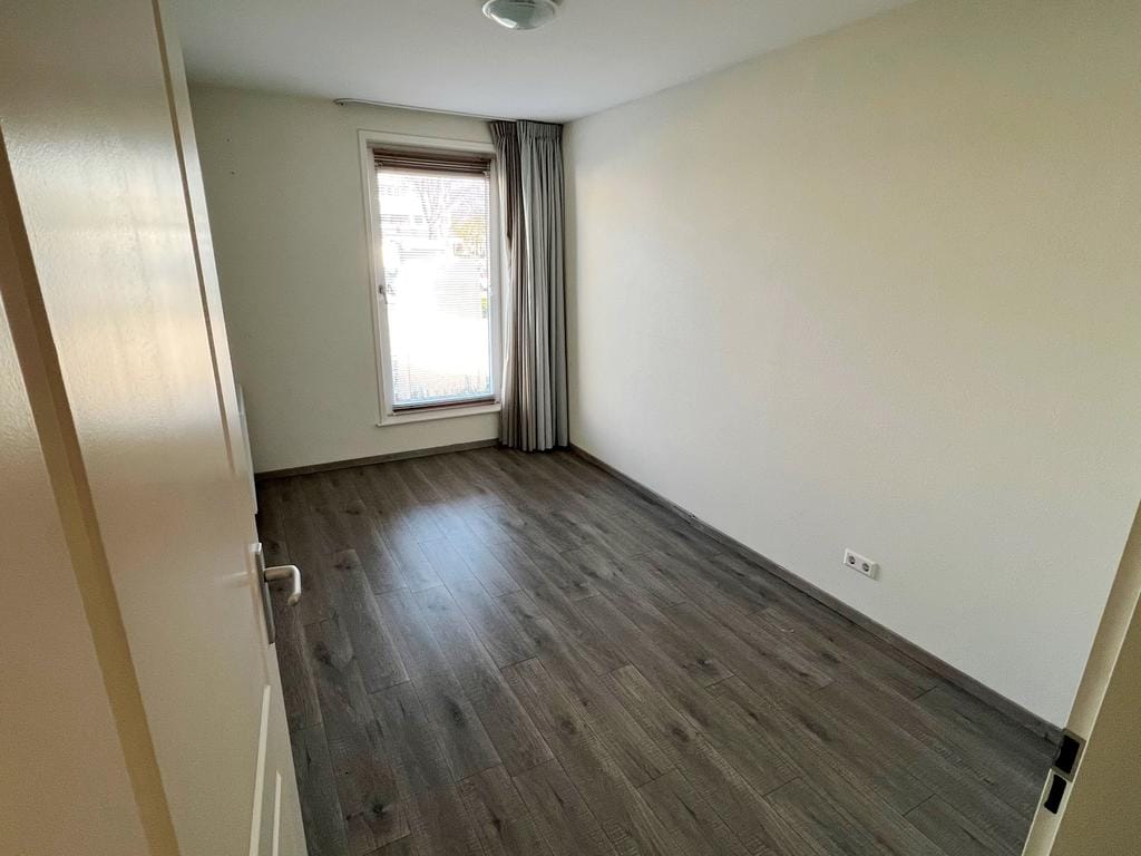 Photo 9 of George Bizetstraat 11