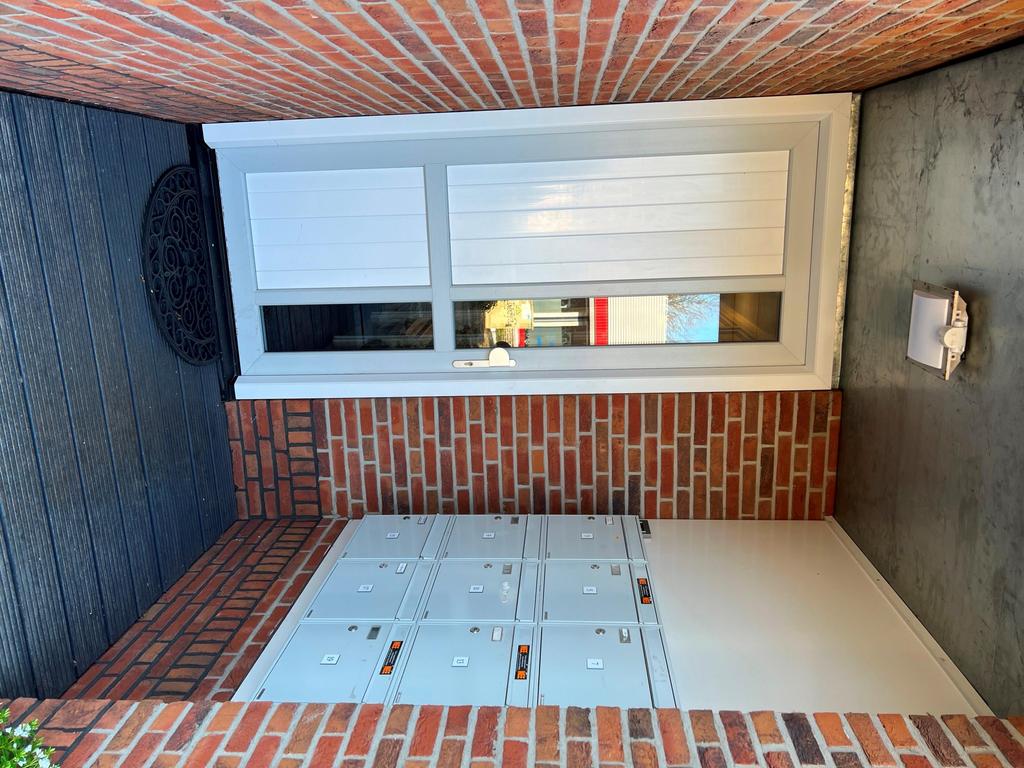 Photo 13 of George Bizetstraat 11