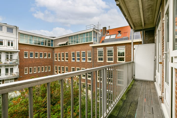 Photo 10 of Javaplantsoen 18-3