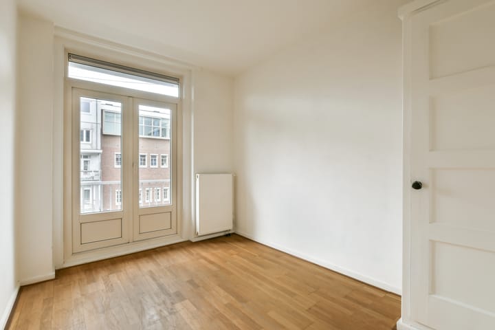 Photo 13 of Javaplantsoen 18-3