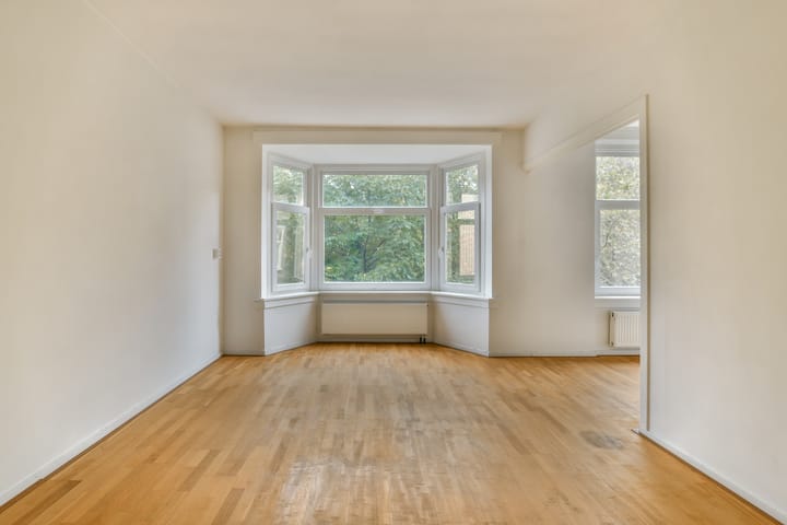 Photo 5 of Javaplantsoen 18-3