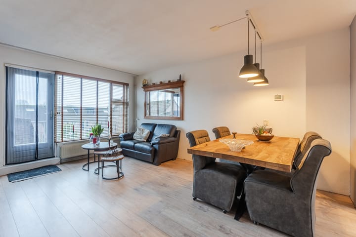 Foto 8 van Haarlemplein 19