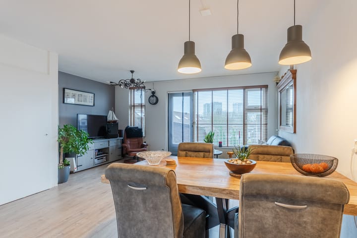 Foto 14 van Haarlemplein 19