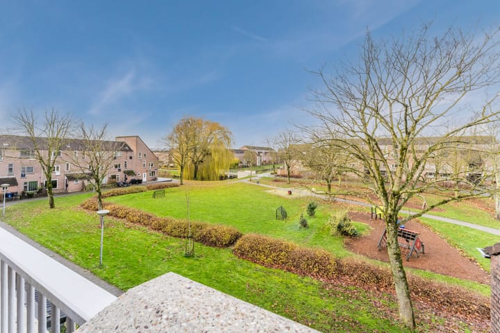 Foto 2 van Haarlemplein 19