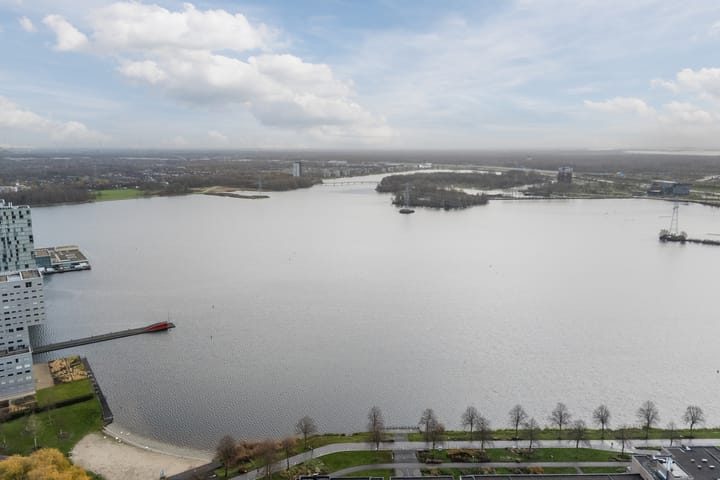 Foto 41 van Haarlemplein 19