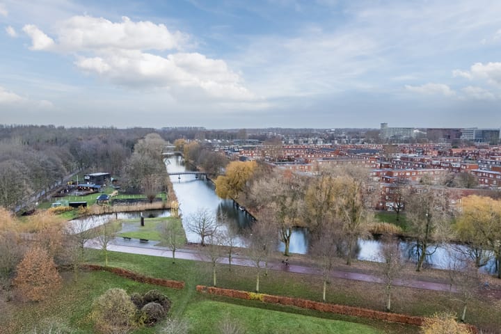 Foto 45 van Haarlemplein 19