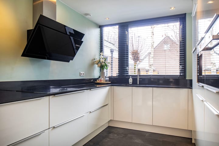 Photo 3 of D'Hondecoeterstraat 28