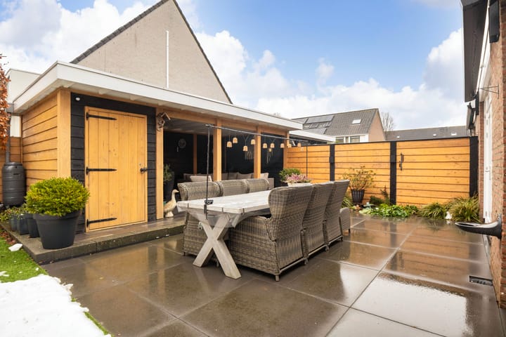 Foto 22 van D'Hondecoeterstraat 28