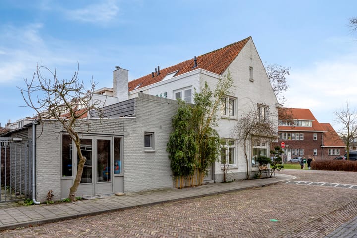 Foto 4 van Balsemienplein 7