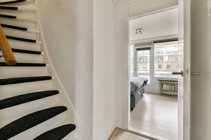 Foto 18 van van Baerlestraat 161