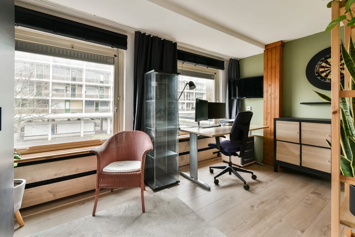 Foto 21 van van Baerlestraat 161