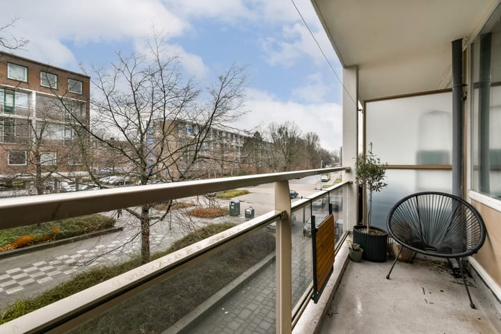 Foto 28 van van Baerlestraat 161