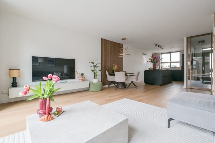 Foto 2 van Wijde Mantel 2