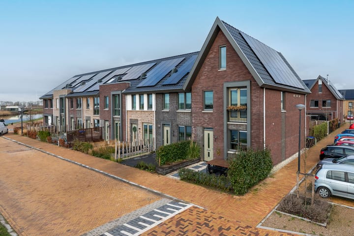 Wijde Mantel 2 main image