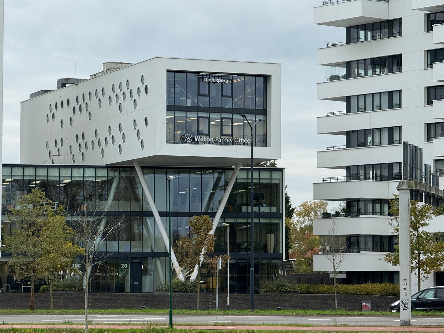 Bekijk foto 1 van Loevesteinstraat 20-B