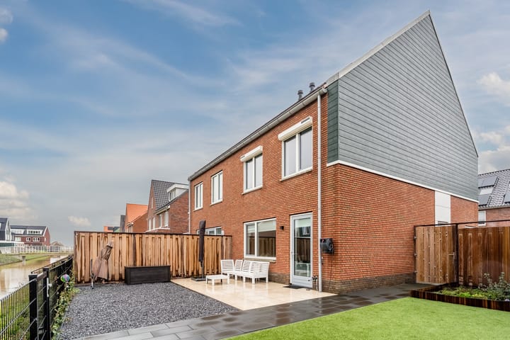 Foto 3 van Raaigras 23