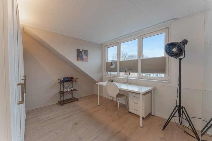 Foto 13 van La Reinestraat 14