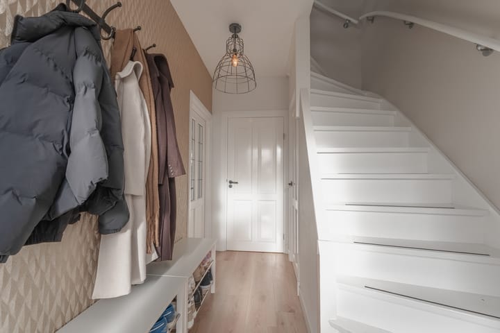 Foto 16 van La Reinestraat 14