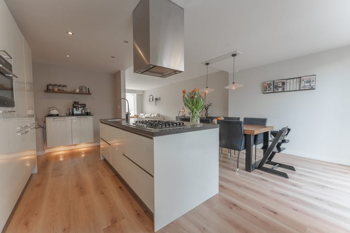 Foto 22 van La Reinestraat 14