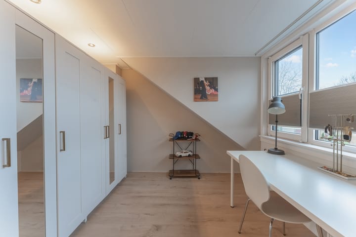 Foto 43 van La Reinestraat 14