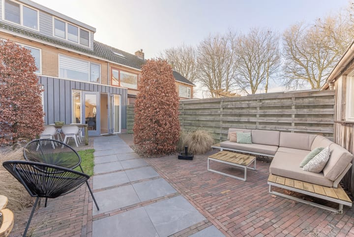 Foto 48 van La Reinestraat 14