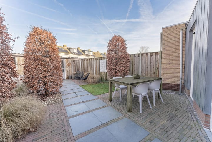 Foto 51 van La Reinestraat 14