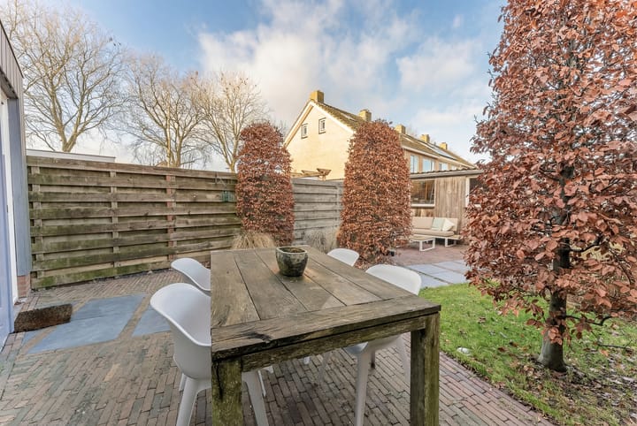 Foto 52 van La Reinestraat 14