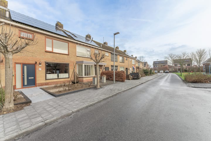 Foto 59 van La Reinestraat 14