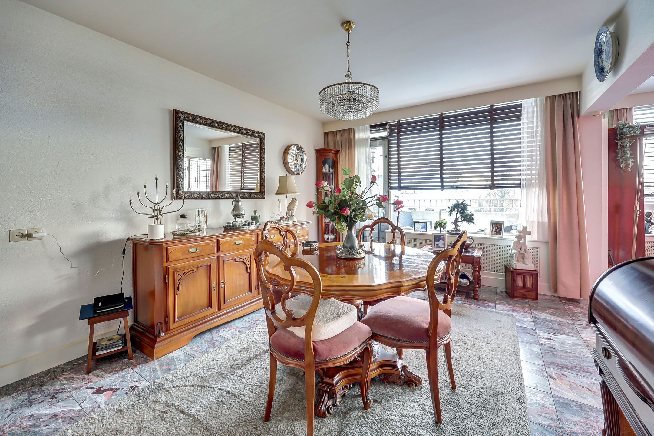 Foto 12 van Over de Vesten 143