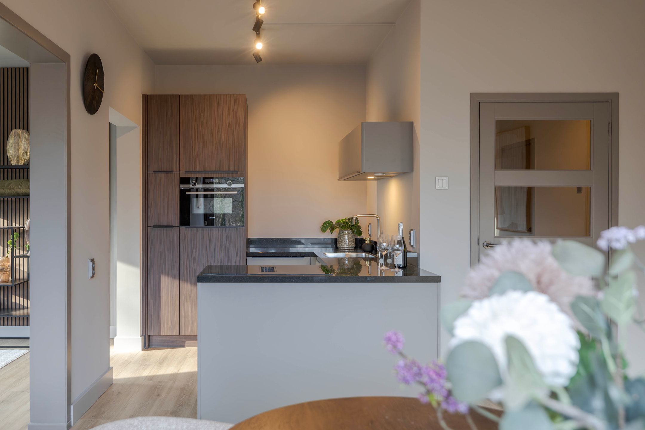 Foto 18 van Generaal Foulkesweg 175