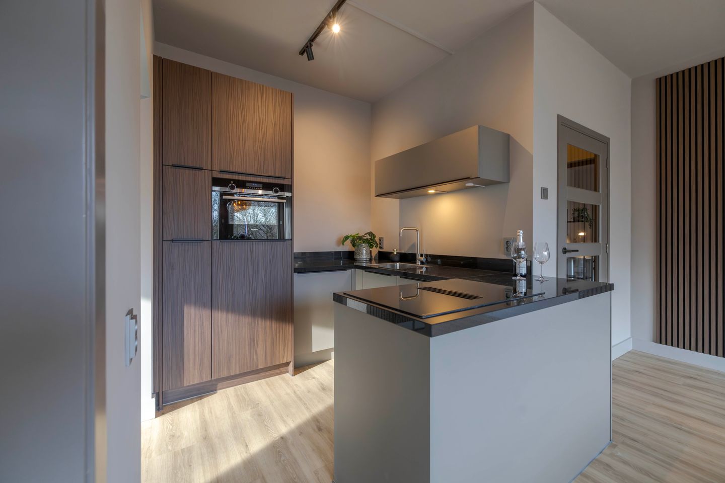 Foto 19 van Generaal Foulkesweg 175