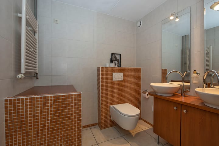 Photo 16 of Weijerdstraat 26