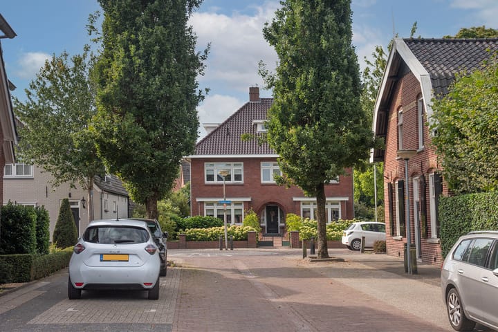 Photo 24 of Weijerdstraat 26